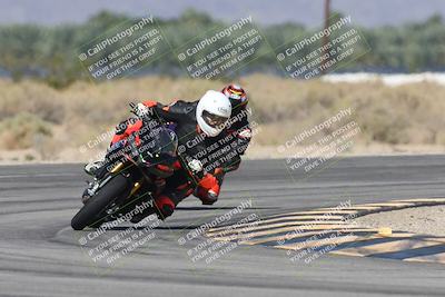 media/Oct-13-2025-Moto Forza (Mon) [[a66d839500]]/3-B Group/Session 3 (Turn 16)/